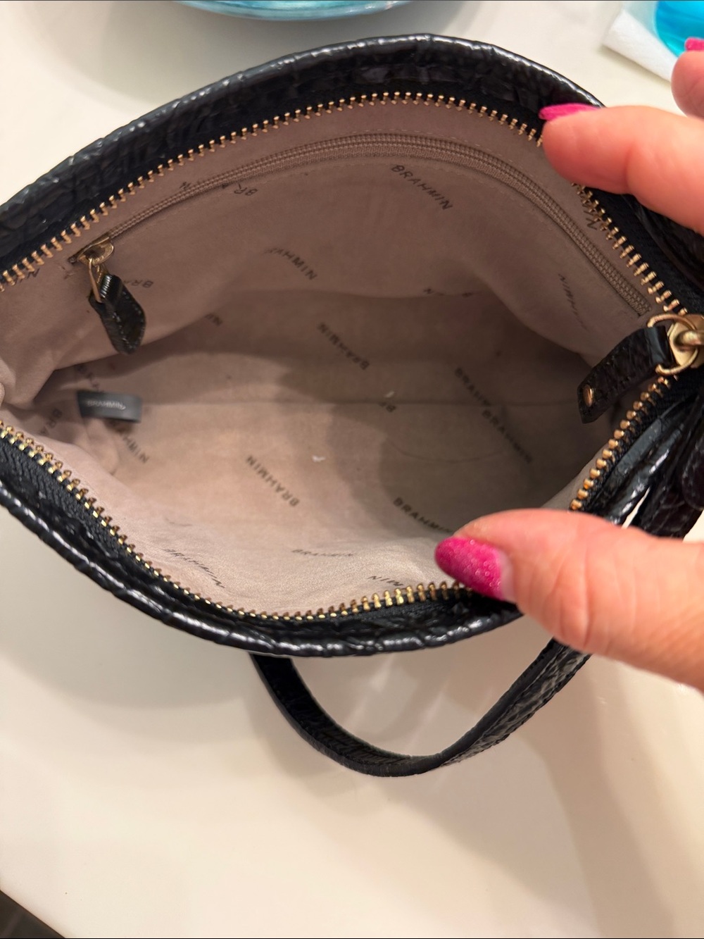 Brahmin Black Croc-Embossed small shoulder bag with Gold Hardware - Picture 7 of 7